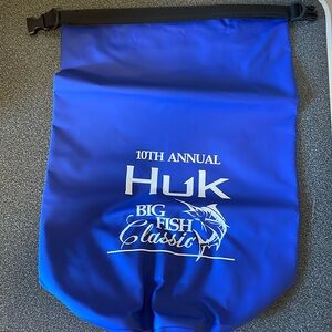 HUK cooler bag